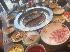 -唇辣号重庆老火锅(燕郊鑫乐汇店)