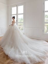 -MISS MIA 婚纱品牌馆