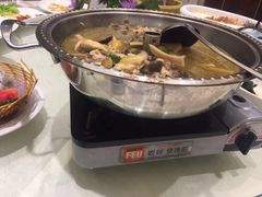 -沪华海鲜大酒楼(南汇店)