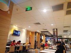 大堂-麦当劳(世界城广场店)