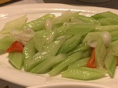 西芹百合-老人和饭店(淮海中路店)