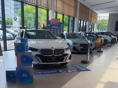 -上海宝信宝马4S店