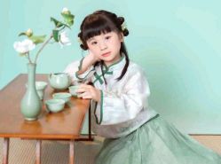 -童画王国儿童摄影(吉大店)