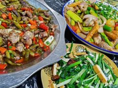 -廖哥泡椒兔(峨眉店)