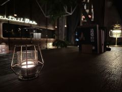 -FOUR PLAY BAR
