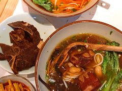 -百春原湖南牛肉粉(百联世纪店)