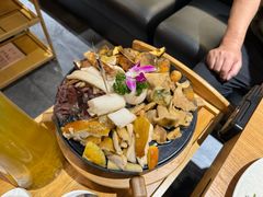-一朵菌·野生菌探索家火锅(南亚店)