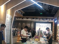 -覔书店(壹方城店)