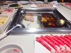 -海底捞火锅鲜切牛肉主题店(长寿路店)