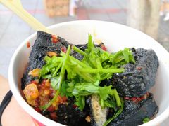 -黑色经典臭豆腐·湖南特产(步行街店)