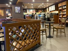 大堂-星巴克(广州正佳广场4层店)