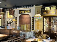 -哥老官重庆美蛙鱼头(日月光店)