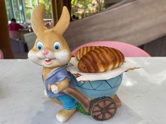 -水桶王国主题餐厅·聚会·生日派对·亲子活动·家庭套餐(亚龙湾希尔顿店)