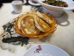 -蔼若春.传承三十年云南菜(金碧公园店)