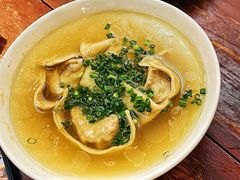 特制酒香鲜肉大馄饨-逸桂禾面馆