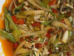 -杨记隆府重庆江湖菜(大悦城店)