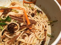 -云海肴·汽锅鸡·云南菜(天山百盛优客店)