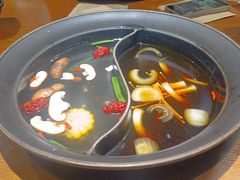 -呷哺呷哺(普陀乐购真北店)