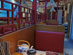 -思博半步颠小酒馆(梦时代店)