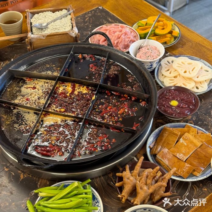 艾嬢七八九老火锅(37年李子坝店)图片