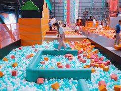 -极限PLAY运动娱乐新世界·团建派对潮玩休闲馆·室内蹦极高空游乐园
