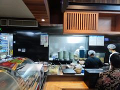-亮亮面馆(经六路店)