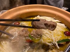 -龙巢盱眙龙虾·牛蛙·烧烤宵夜(八卦岭店)