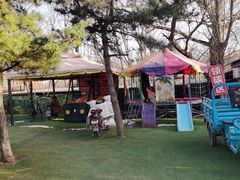 -尚庄度假村·庭台树下·户外烧烤·团建CS·轰趴营地(上庄水库店)
