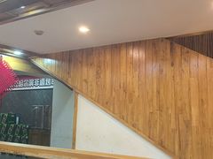 -雪熊哈尔滨烧烤·精酿啤酒·砂锅(中央胜境店)