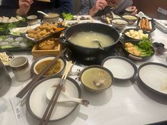-汤宴·参须肚包鸡(南京路店)