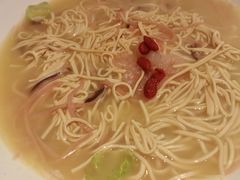 -桂满陇·蟹黄小笼汤包(中山公园店)