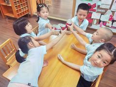 -红黄蓝幼儿园(颐东苑店)