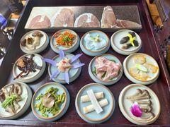 -桥香园过桥米线(国贸店)
