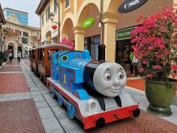 -奇幻丛林(佛罗伦萨小镇店)