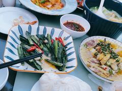 -酤居湖景音乐餐吧(安宁店)