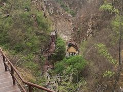 -大平台龙居瀑布旅游区