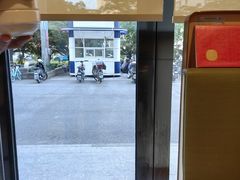 -海底捞火锅(新松江路店)