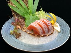 三文鱼腩刺身-大鲜生·亚洲菜融合小食堂