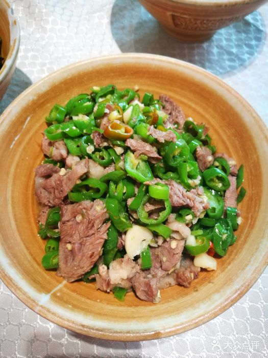 湘攸大碗菜(青蓝山庄店)青椒炒削骨肉图片 - 第1张