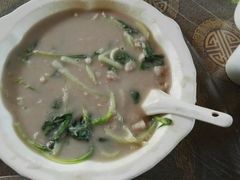 -乡巴佬鼎锅饭