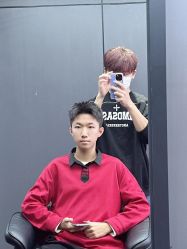 -藤野造型•烫染专业店