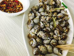 -覃记海鲜美食餐厅