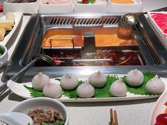 -海底捞火锅鲜切牛肉主题店(长寿路店)