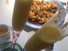 杨枝甘露-小鱼小牛·鱼牛干锅·脆鱼火锅(世欧广场店)