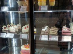 面包甜点陈列柜-苹果花园(南泉路店)