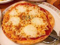 芝士披萨-萨莉亚意式餐厅(大宁音乐广场店)