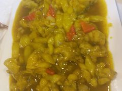 -虾弄弄海派小龙虾·牛羊蝎子火锅