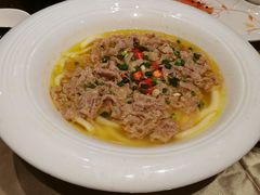 酸汤肥牛-王府井酒店(金桥港湾店)