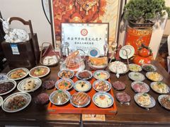 -蓝田九大碗民俗食府(蓝田店)