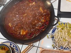 -旧街市鲜货老火锅(大光路店)